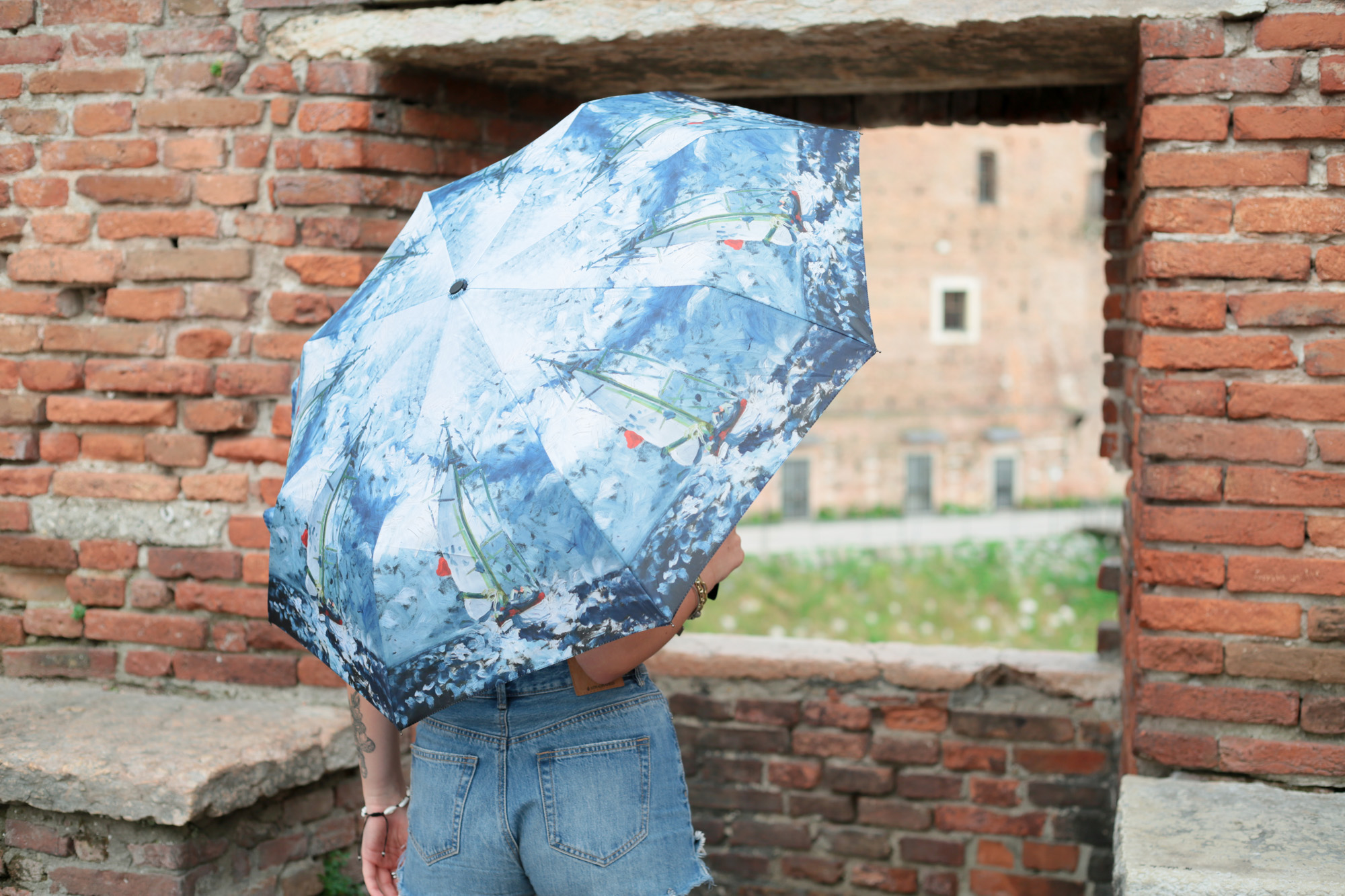 Ombrello pieghevole Nella tempesta